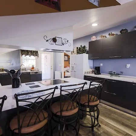 Zeusplace Maria's Olympus